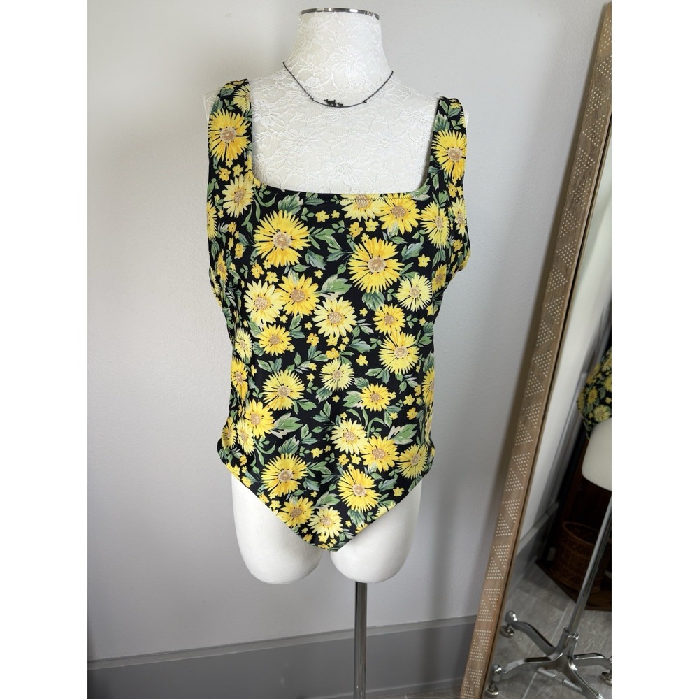Old Navy Womens XXL Black Sunflower Swimsuit Cottagecore Floral Spandex